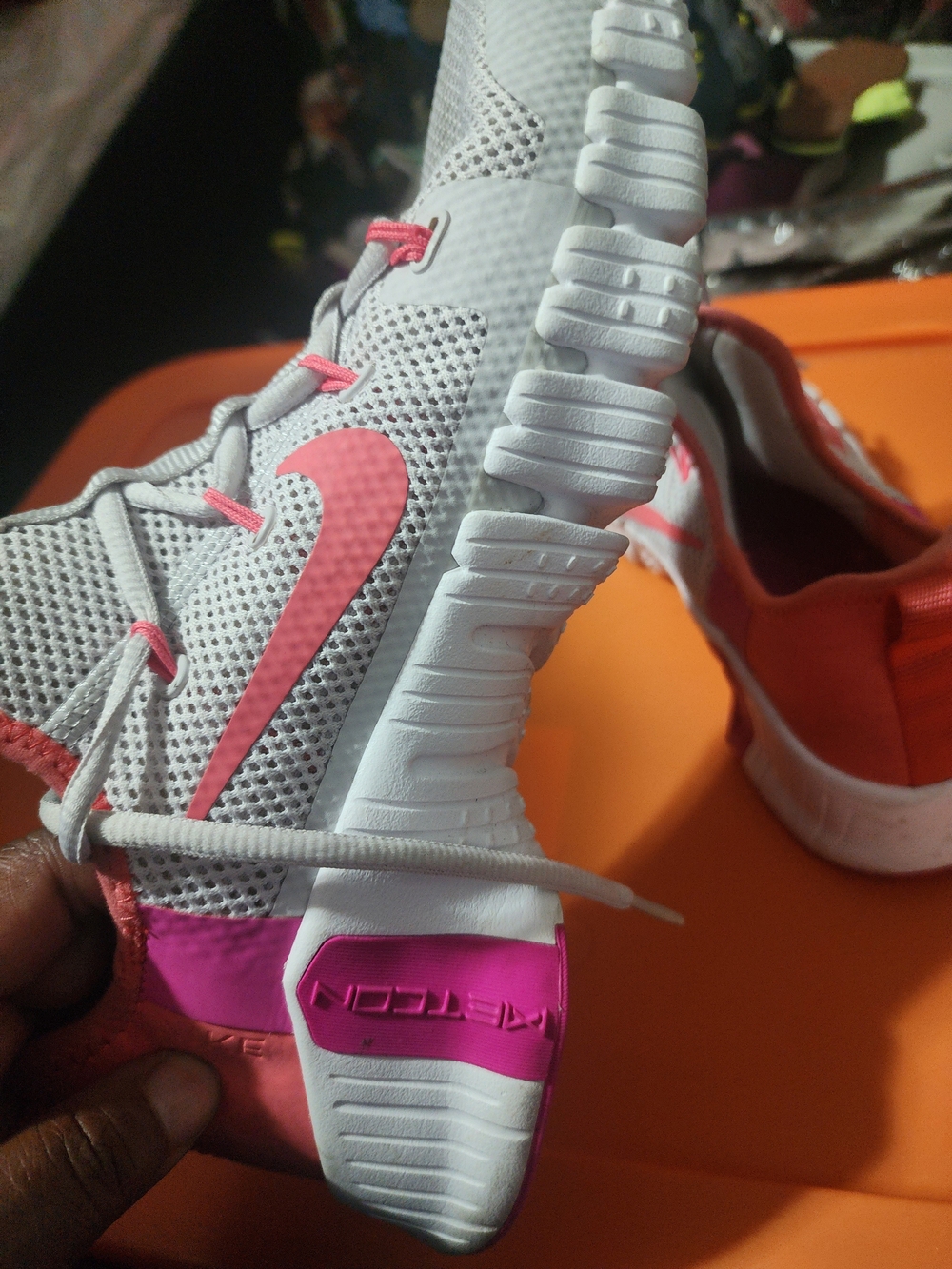 Nike Women’s Free Metacon Running Shoe - White/Pink